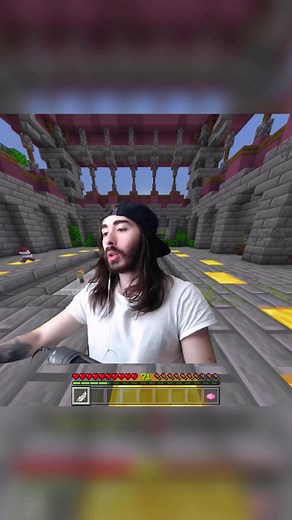 Surviving Deathrun Challenges on Minecraft Hive Server