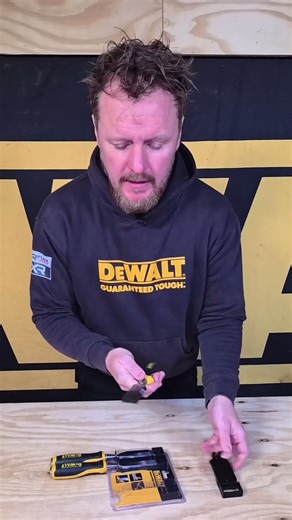 DEWALT DWHT0-16148 3 Piece Wood Chisel Set