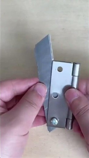 How to Make a Useful DIY Wire Stripper Using Hinges