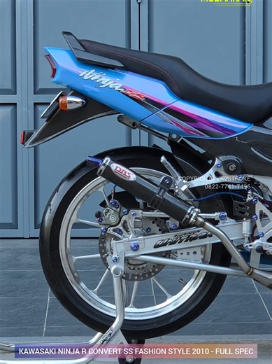𝗧𝘆𝗽𝗲 : KAWASAKI NINJA R CONVERT SS FASHION STYLE 2010 - FULL SPEC 𝗙𝗼𝘂𝗻𝗱𝗲𝗱 : 2010 𝗗𝗲𝘀𝗶𝗴𝗻 : by yr2stroke • • • Spesifikasi : [ ] Tahun 2010 [ ] Warna Asli Hitam [ ] Basic Ninja R [ ] Plat K Kudus (Jawa Tengah) [ ] Pajak On [ ] Plat On S.d 2027 [ ] STNK, BPKB, Faktur (Lulus Cumlaude) [ ] No. Mesin / Rangka Akur [ ] Velg CMG Exact [ ] Ban Depan Pirelli Diablo Rosso II 90/80'17 [ ] Ban Belakang Pirelli Diablo Rosso II 110/70'17 [ ] Piringan Depan BRT 300mm [ ] Piringan Belakang VND 2