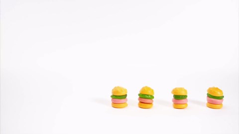 Nickelodeon SpongeBob Squarepants Krabby Patty Gummy Candy, Individually Wrapped Pattie (40 Count), Halloween Candy