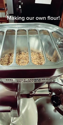 How to Make Flour from Scratch: A Step-by-Step Guide