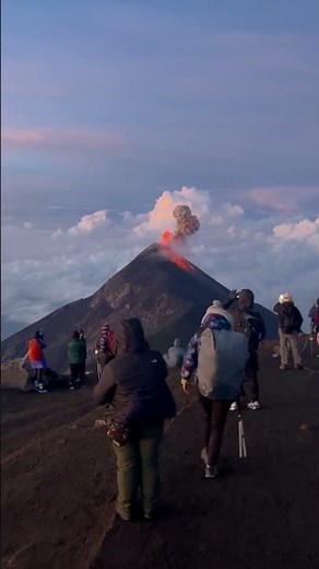 Hiking Mount Acatenango || ViralHog