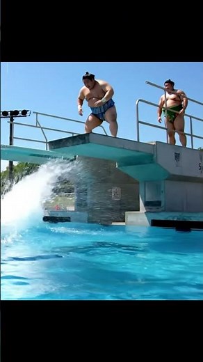 Incredibly Fat Man Takes a Hilarious Plunge into the Pool! 😂💦