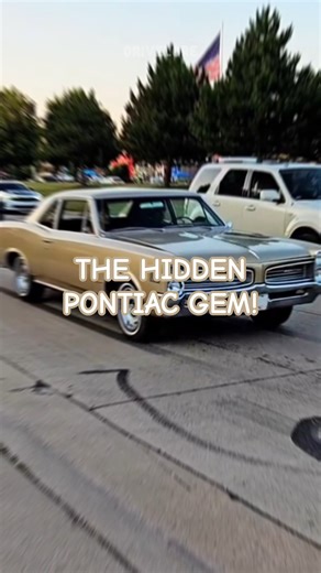 1966 Pontiac LeMans – The Hidden Gem Behind the GTO Legend #shorts #pontiaclemans #carlegends