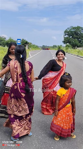Tila Kalakar on Instagram: "🌿Sambalpuri Dance Dhamaka🌿#dance#love#shorts#shortvideo #viral#viralvideo#sambalpuri#tilakalakar"
