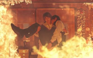 不点赞不收藏默默看［中字］《unknown》EP01 cut5 两个人的燃烧～