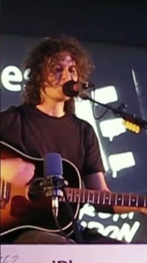 Back when ‪@Apple‬ released the iPhone 3G 🥹 #TheFratellis