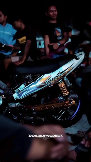 nyalakan sendiri api nya 😜