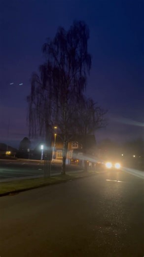 я как-то легко знакомлюсь