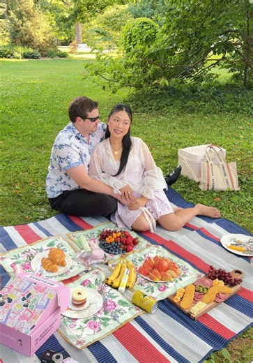 Picnic Love: Romantic Park Date Ideas for Couples