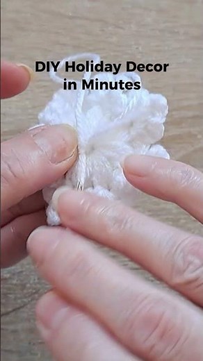 Crochet Snowflake in 5 minutes