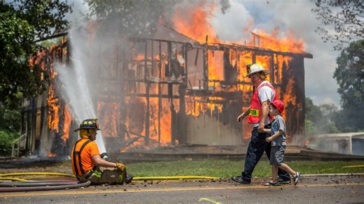 Todd Sampson's Body Hack (2016) | ČSFD.cz
