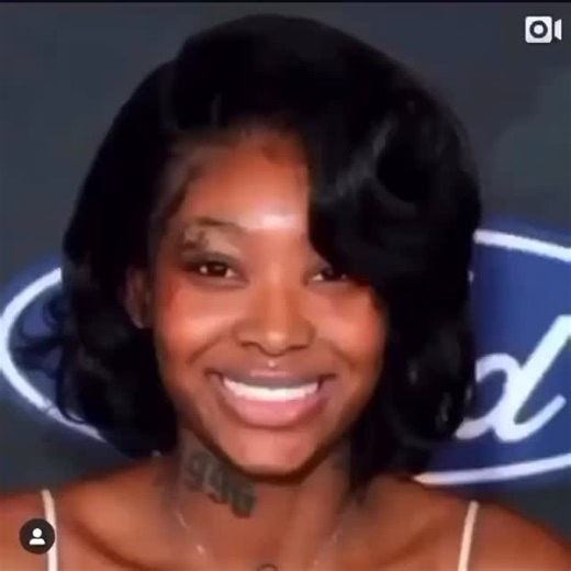 ✩ on Instagram: "Hi"