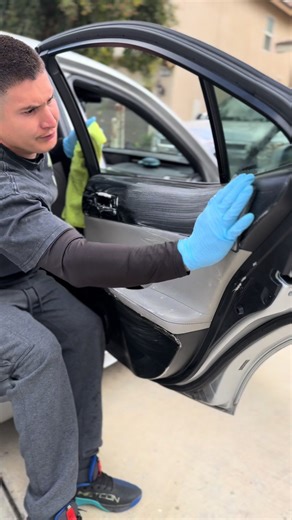 Client received our Inside & Out Entry Package • Compressed air vacuum • Detailed clean & conditioning of all panels, center console, dash & leather • Windows, screens & mirrors left streak-free • 100% hand wash • Clay bar treatment with a 3-month sealant for added gloss & hydrophobic protection on paint & windows • Deep clean of wheels • Tire dressing & exterior trim treatment 🚐 @livingoffdetails is a fully mobile detail studio — we bring our own water, power, and professional tools to complet