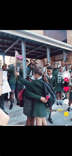 @𝒦_𝑒_𝓏_𝒾_𝒶_𝒽🐉 😭#valentinesday #valentine #foryou #foryoupage #fy