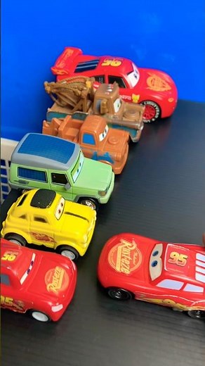 Lightning Mcqueen Review | Pixar Cars 2 #toys #cars #mcqueen #cartoys #disneycars #pixar #pixarcars