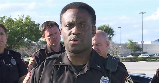 Deadly Florida mall shooting leaves 2 dead, 1 wounded