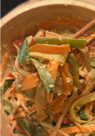 Easy Kani Salad Recipe with 3 Ingredients