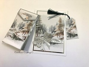Studio Light Crafts Essentials Dies Gift Bag Set Plus Enchanted Forest Papers