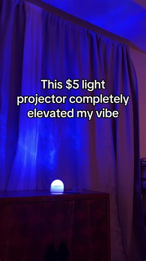 This tiny light projector is setting the mood for an awesome evening ✨ #lightprojector #aura #mood #nightlight