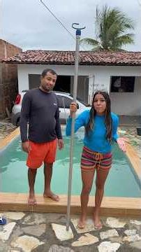 Pulando na piscina com 2M #viralvideos #humor #comedia #youtubeshorts