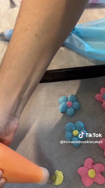 Semi-Naked Cake Decorating Techniques for Buttercream Lovers