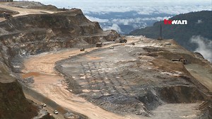 A tribe from Oksapmin in the Telefomin District of West Sepik Province plan to take legal action against the State and Ok Tedi Mine. In a statement, members of the Latomin Tribe claim they are the principal landowners based on historical and ancestral facts. Linton Mark from the Nianong Clan and Tanson Kukun from the Andape Clan said they have signed affidavits containing 22 signatures which they are prepared to pursue in court to claim 52 per cent ownership in the Mine, which lies in Western Pr
