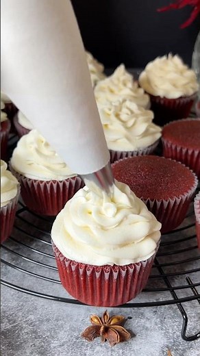 Red Velvet Cupcakes! #cupcakes #redvelvetcupcakes #baking #recipe
