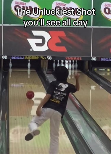 That’s rough (@Souta Mizuno) #fyp #foryoupage #trending #bowling #bowlingtiktok