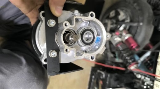 好盈 x9 电机，加减速箱，esp8266 控制器，可以 diy 山地车变速自行车