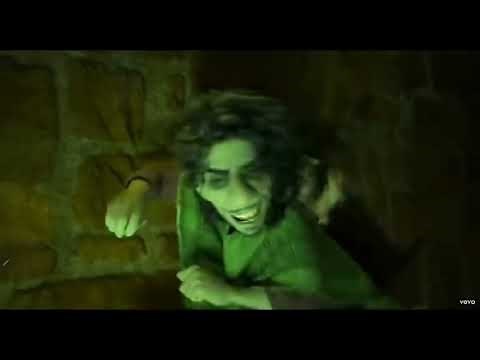 seven foot frame rats along his rats along his rats