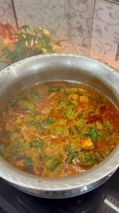 The most viral trending recipe 😋💯 | #trendingfood #dhabastyle #mixveg #winterspecial #winter #reelsfacebook #fblifestyle #yummyyummy #fypviralシ #tasty #winterrecipes #homecooked #viralvideo | Safwan’s Kitchen