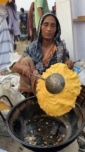 2M views · 11K reactions | Crispy Papad Fry Recipe - Bengali Street Food #reels #fblifestyle | Food Show | Facebook