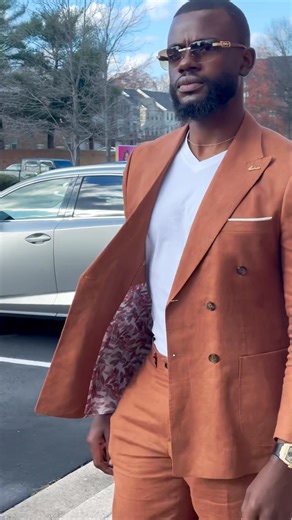 What do women really want? Haircut from @eboy the barber Click link and book one of the best Barbers in DMV.💯 Suit from @king_moh_designs #237EnergeticComedian #ribsdestoryer | Le boy synthetic