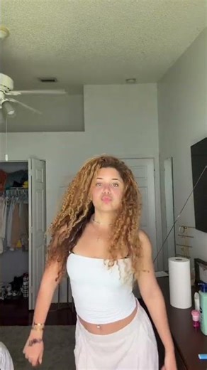 I feel the most pretty no make up and wearing white lol