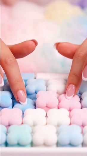 Cloud Keyboard — Soft Presses & Pillow Squeaks