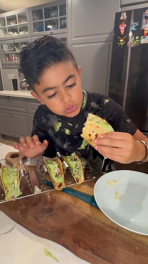 Cooking With Evan on Instagram: "Dynamite fish tacos! We used pacific cod from Trader Joe’s. Here is the recipe. Take your cod, pad dry and season, we used seasoning mix or paprika, garlic powder, cumin, salt, pepper and some granulated onion. Set aside to marinate in the fridge for 15 minutes. In another bowl mix green cabbage, red onion, shredded carrots, 2 tablespoons of apple cider vinegar, kosher salt and about two tablespoons of kewpie mayo to bring all together. Mix and put in the fridge 