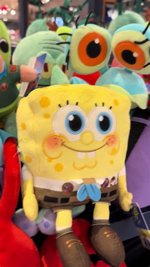 Which plush is your favorite? #spongebob #patrick #universalstudios