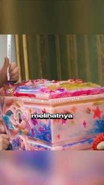 Ketika Seorang Gadis Kecil Mengisi Kesedihan dengan Warna #cuplikanfilm
