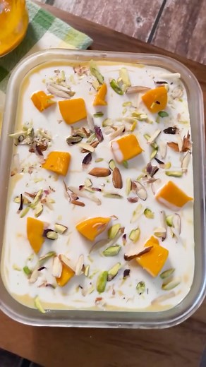 Meghna’s Food Magic on Instagram: "Comment “Pudding” for ARABIC MANGO CUSTARD BREAD PUDDING Recipe via DM Craving something sweet and satisfying? Try making this Arabic mango bread custard pudding! 🤤 So easy to make and absolutely delicious. The combination of fluffy bread, creamy custard, and juicy mangoes will have your taste buds dancing. Trust me, it tastes even better the next day after all the flavours have had time to meld together. 🥭🍮 Give it a try and let me know what you think! Bon