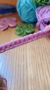 Foundation single crochet: create your chain and single stitch in one go 🧶 #crochet #stitch #beginnerfriendly | Rodi Crochet Studio