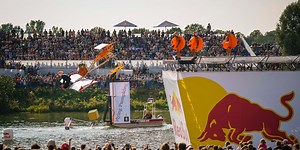 Die Highlights vom Red Bull Flugtag Wien