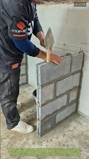 Mauerwerk aus Betonblöcken: Wie Präzision und Geduld den Unterschied machen