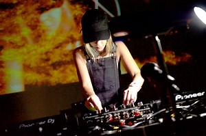 1.1M views · 378 reactions | Alison Wonderland uses a Surface-powered tour kit to bring a next-level visual experience to her upcoming worldwide tour. Come behind the scenes and see how we did it. https://www.microsoft.com/inculture/musicxtech/Alison-Wonderland?utm_source=fb&utm_medium=organic&utm_campaign=cmg_as | Microsoft | Facebook