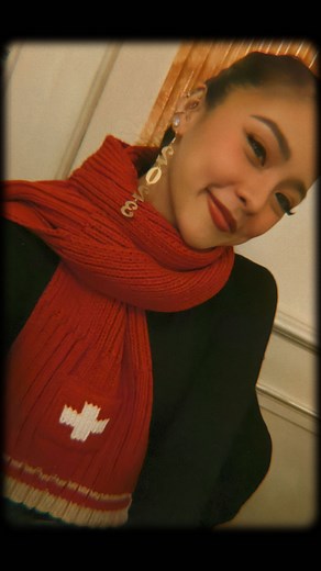 When 2022 and 2023 met halfway!!!🎉🥰🎇✨🥳🎉🍾🪩 HAPPY NEW YEAR EVERYONE!❤️ May this year bring us joy, peace, love and gratitude. Always remember that God’s plan is always more beautiful than our desire. Enjoy #2023 everyone!!! Lets go!!!!!❤️😉🚀 | Kim Chiu