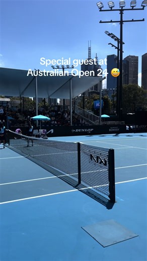 Broken Rackets su TikTok