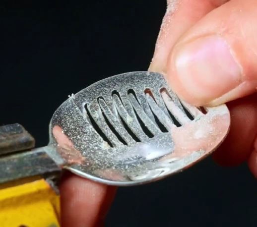 Spoon Crafting: Transforming Everyday Items into Chic Accessories!