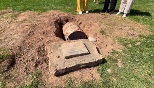 Delta Secondary School celebrates 100th anniversary, alumni open time capsule