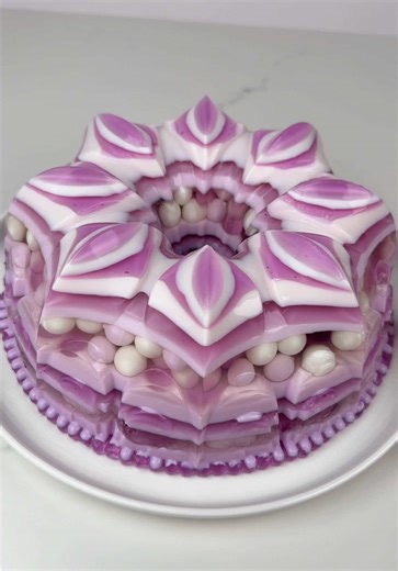 making purple layered jelly cake 💜🤍💜🤍💜 #jelly #jellycake #dessert #satisfying #fyppppppppppppppppppppppp